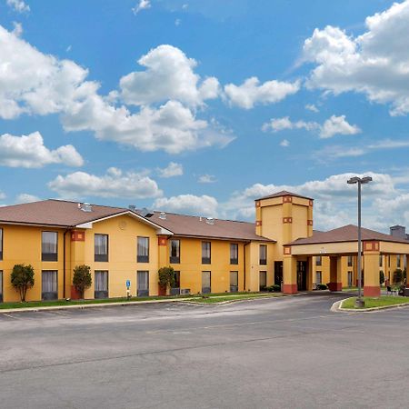 Quality Inn St Robert - Ft Leonard Wood Saint Robert Bagian luar foto